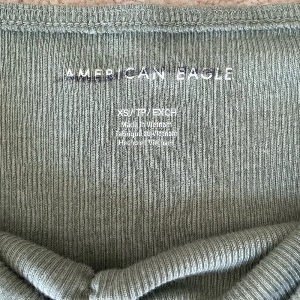 AE Bundle Cinched Front Flutter Sleeve & Ribbed Tank Crop Tops Sage Green XS - Picture 7 of 12